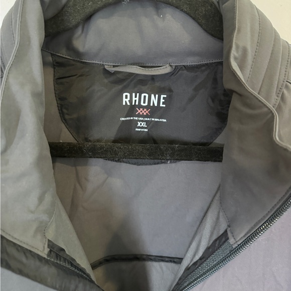 Rhone M19 The Breaker Jacket with hood - Picture 7 of 13